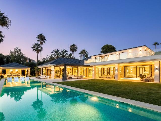 Casa en venta en Nueva Andalucía, Costa del Sol Occidental