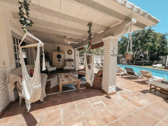 Casa en venta en Nueva Andalucía, Costa del Sol Occidental