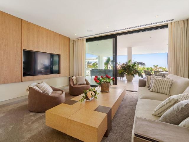 Casa en venta en Nueva Andalucía, Costa del Sol Occidental