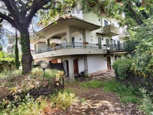 Villa Indipendente in vendita a Acireale, Sicilia