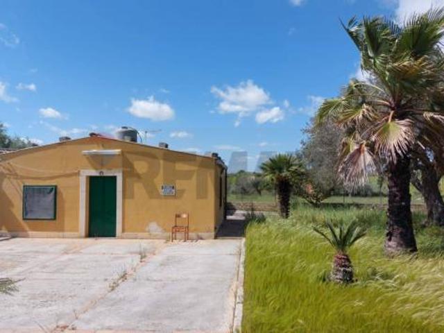Villa Indipendente in vendita a Caltagirone, Sicilia