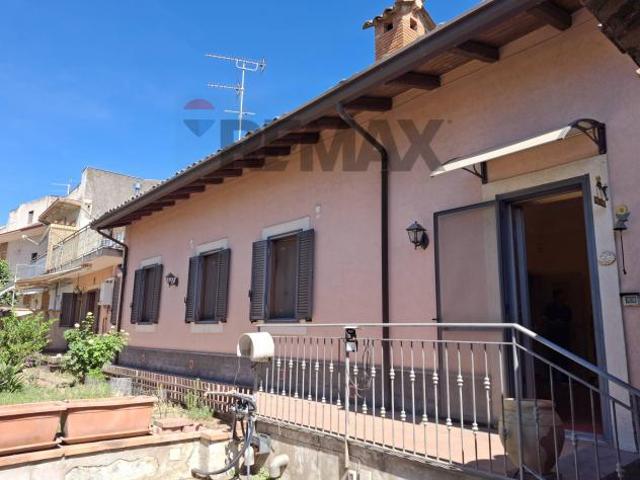 Villa Indipendente in vendita a San Giovanni Galermo-Trappeto-Cibali, Catania