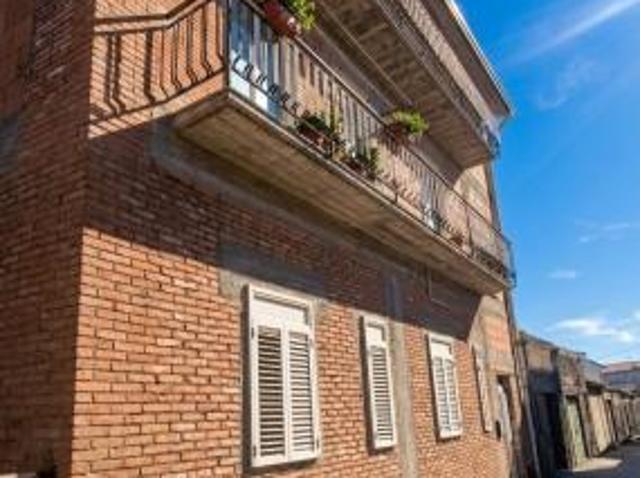 Villa Indipendente in vendita a Moio Alcantara, Sicilia