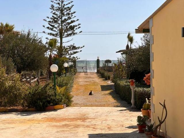 Villa Indipendente in vendita a Portopalo, Sicilia