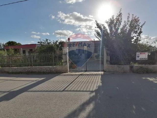 Villa Indipendente in vendita a Vittoria, Sicilia