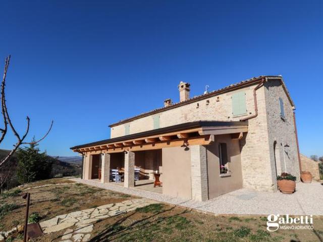 Villa Indipendente in vendita a Saludecio, Reggio Emilia