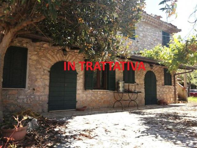 Villa Indipendente in vendita a Sezze, Lazio