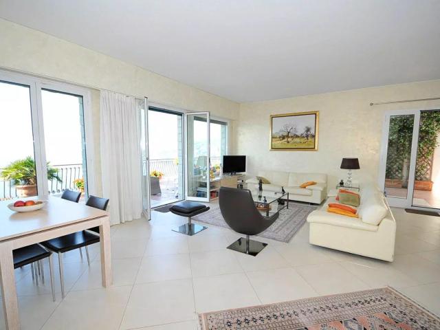 Casa in vendita a Ospedaletti, Liguria