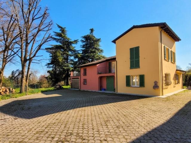 Villa Indipendente in affitto a Gazzola, Reggio Emilia