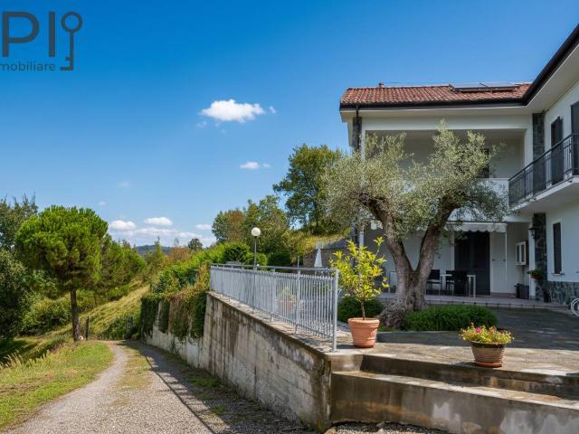 Villa Indipendente in vendita a Piemonte, Alessandria
