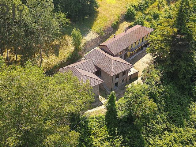Villa Indipendente in vendita a Piemonte, Asti