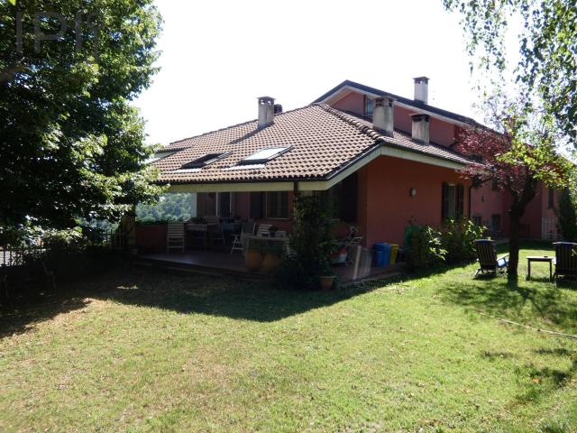 Villa Indipendente in vendita a Carcare, Liguria