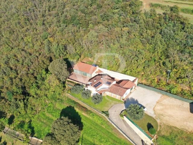 Casa in vendita a Val Liona, Veneto