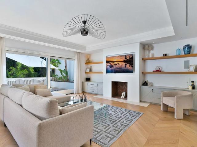 Chalet en venta en Rio Real, Costa del Sol Occidental