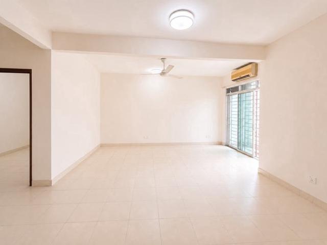 Condominium for sale in Petaling, Subang Jaya