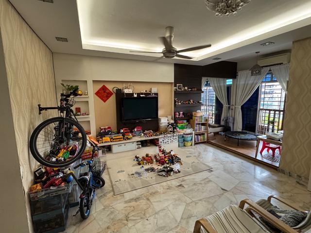 Condominium for sale in Petaling, Subang Jaya