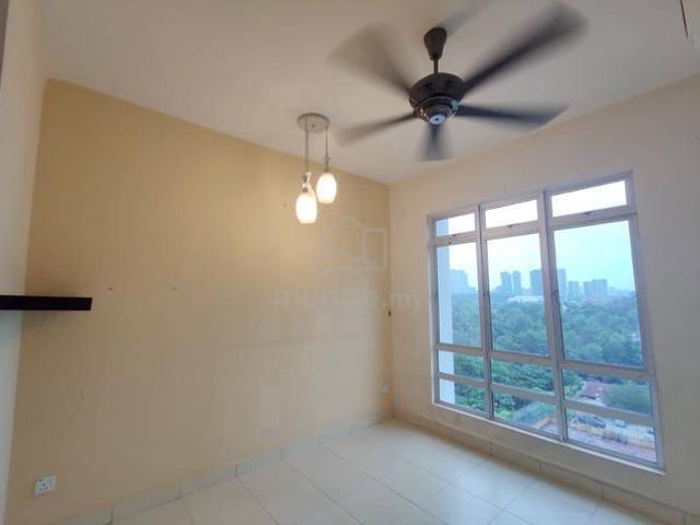 Condominium for sale in Petaling, Subang Jaya