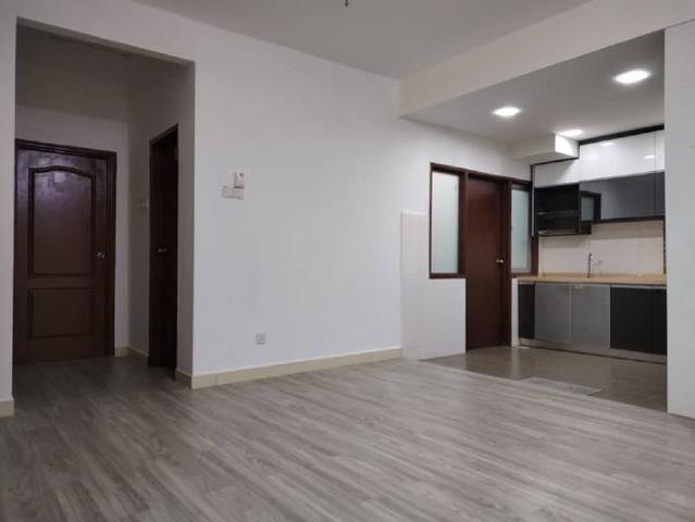 Condominium for sale in Petaling, Subang Jaya