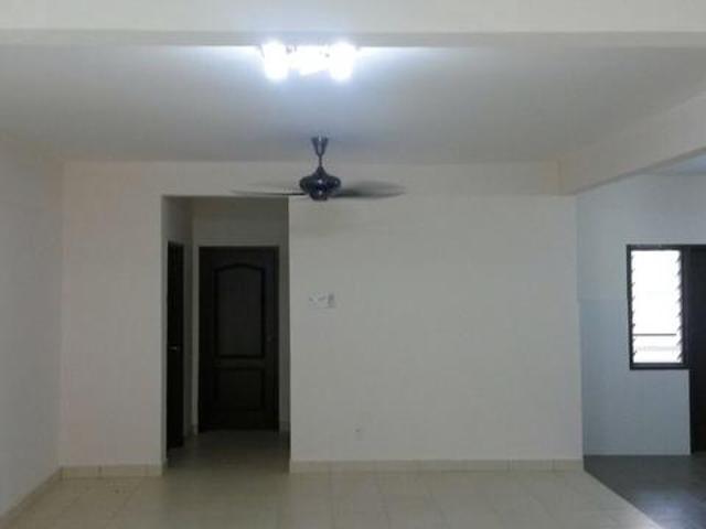 Condominium for sale in Seri Kembangan, Majlis Bandaraya Subang Jaya