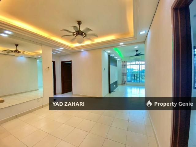 Condominium for sale in Petaling, Subang Jaya
