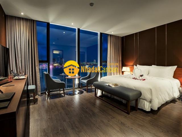 Nhà mặt phố bán