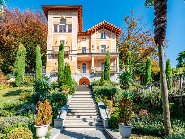 Einfamilienhaus kaufen in Curio, Tessin
