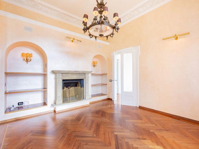 Einfamilienhaus kaufen in Curio, Tessin