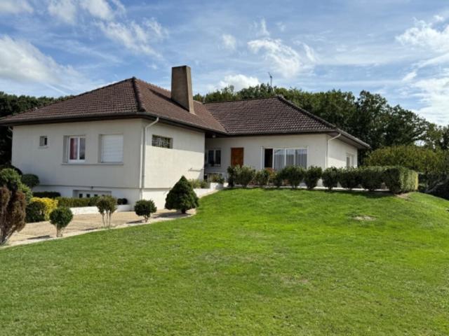 Maison vente à Louhans-Châteaurenaud, Pierre-de-bresse