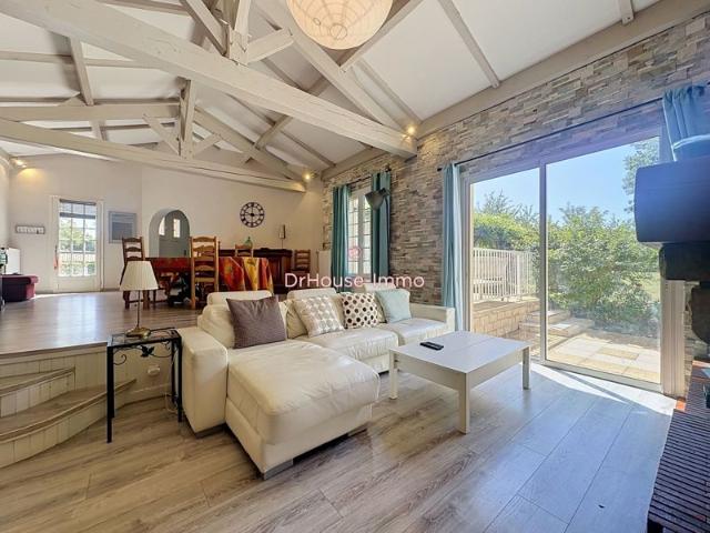 Maison vente à Périgueux, Atur