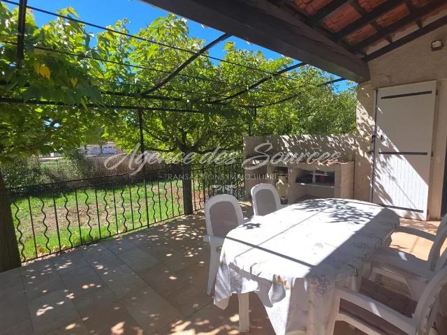 Maison vente à Brignoles, Tavernes