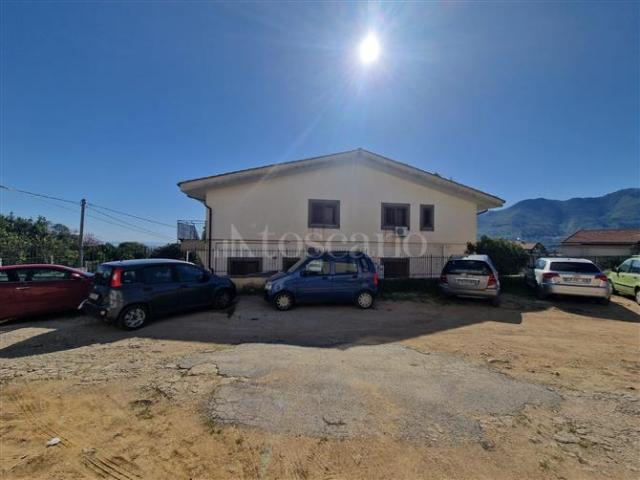 Villa Indipendente in vendita a Aquino, Monreale