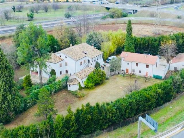 Villa Indipendente in vendita a Alanno, Abruzzo