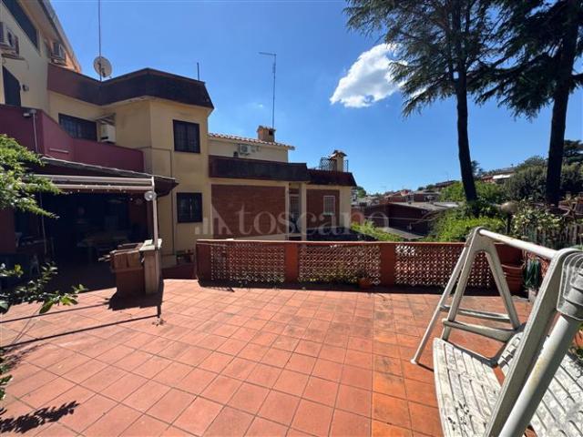 Villa Indipendente in vendita a Spinaceto, Roma Capitale