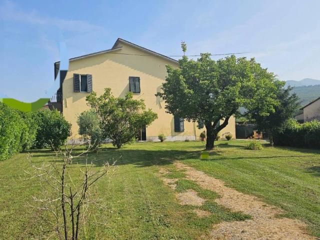 Villa Indipendente in vendita a San Leonardo in Treponzio, Capannori