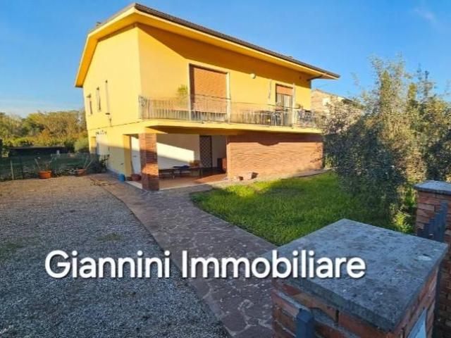 Villa Indipendente in vendita a San Quirico, Capannori