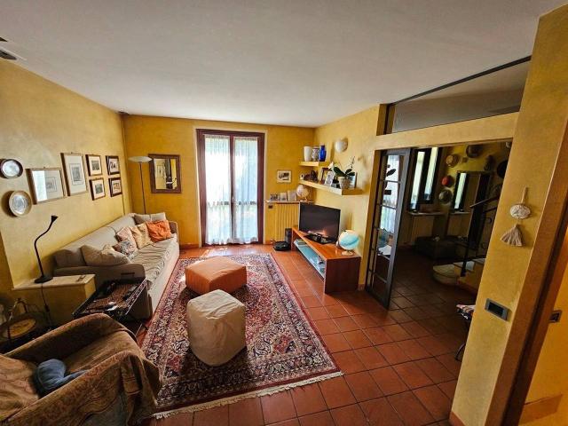 Villa Indipendente in vendita a Collebeato, Lombardia