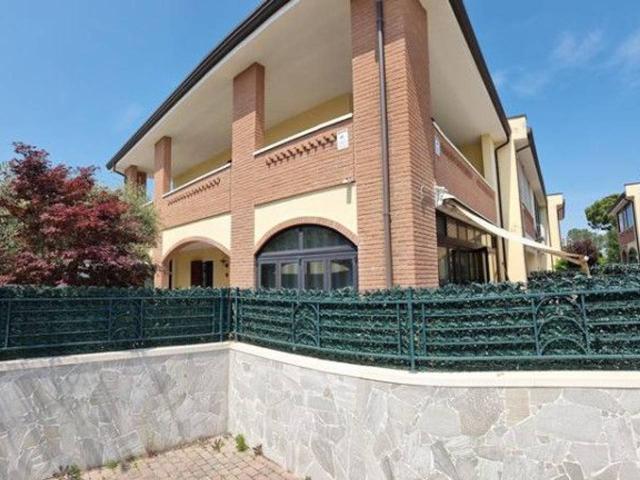 Villa Indipendente in vendita a Lido degli Scacchi, Comacchio