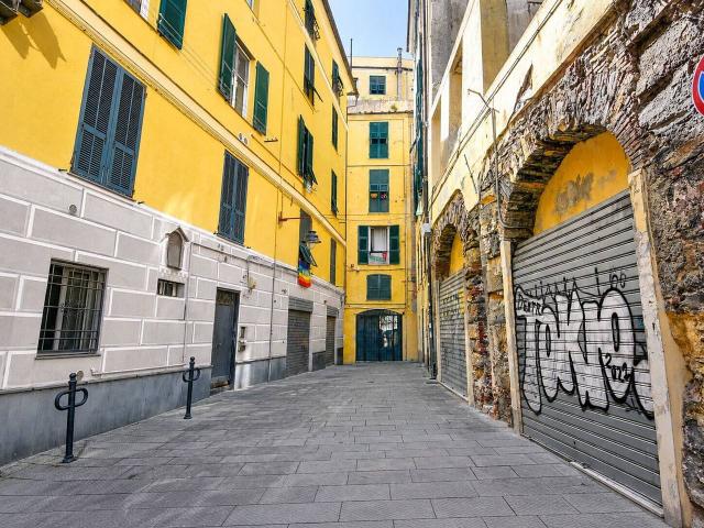 Villa Indipendente in vendita a Centro Est, Serra Riccò