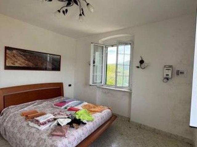 Villa Indipendente in vendita a Serino, Genova
