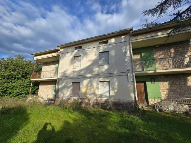 Villa Indipendente in vendita a Cenerente, Umbria