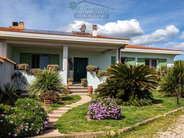 Villa Indipendente in vendita a Marche, Pesaro E Urbino
