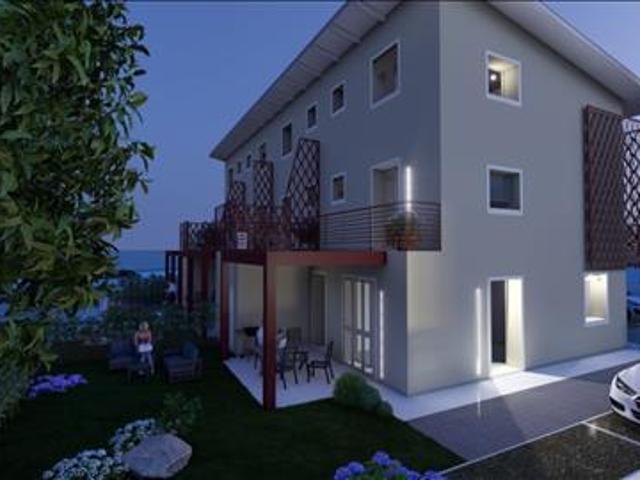 Villa Indipendente in vendita a Punta Marina Terme, Ravenna