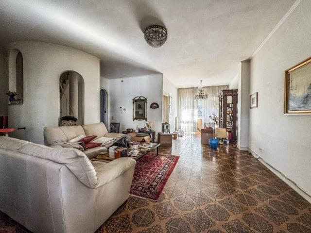 Villa Indipendente in vendita a Axa, Roma Capitale