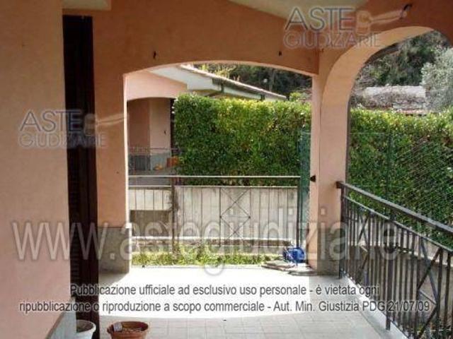 Villa Indipendente in vendita a Municipio Roma I, Roma Capitale