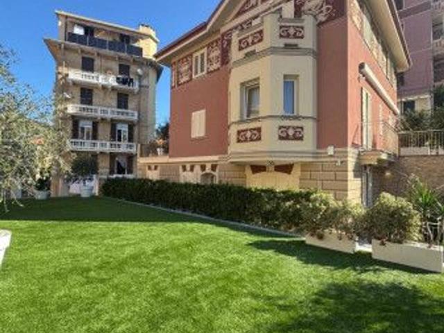 Villa Indipendente in vendita a Villetta, Albisola Capo