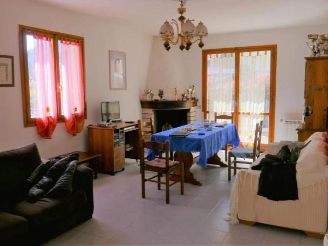 Villa Indipendente in vendita a Ventimiglia, Liguria