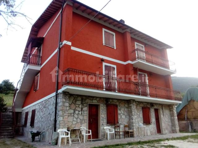 Villa Indipendente in affitto a Cascia, Umbria