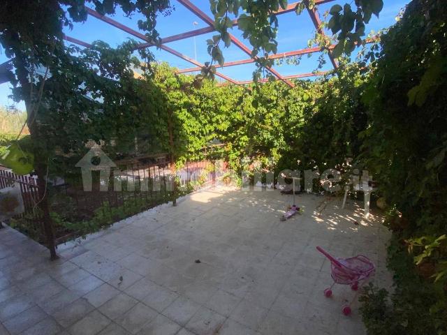 Villa Indipendente in affitto a Carini, Sicilia
