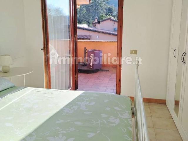 Villa Indipendente in affitto a Punta del Lago, Ronciglione