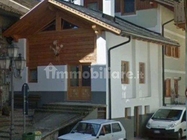 Villa Indipendente in affitto a Comunità di Primiero, San Martino Di Castrozza